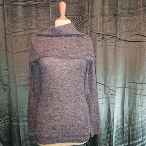 D.Exterior Glitter Sweater